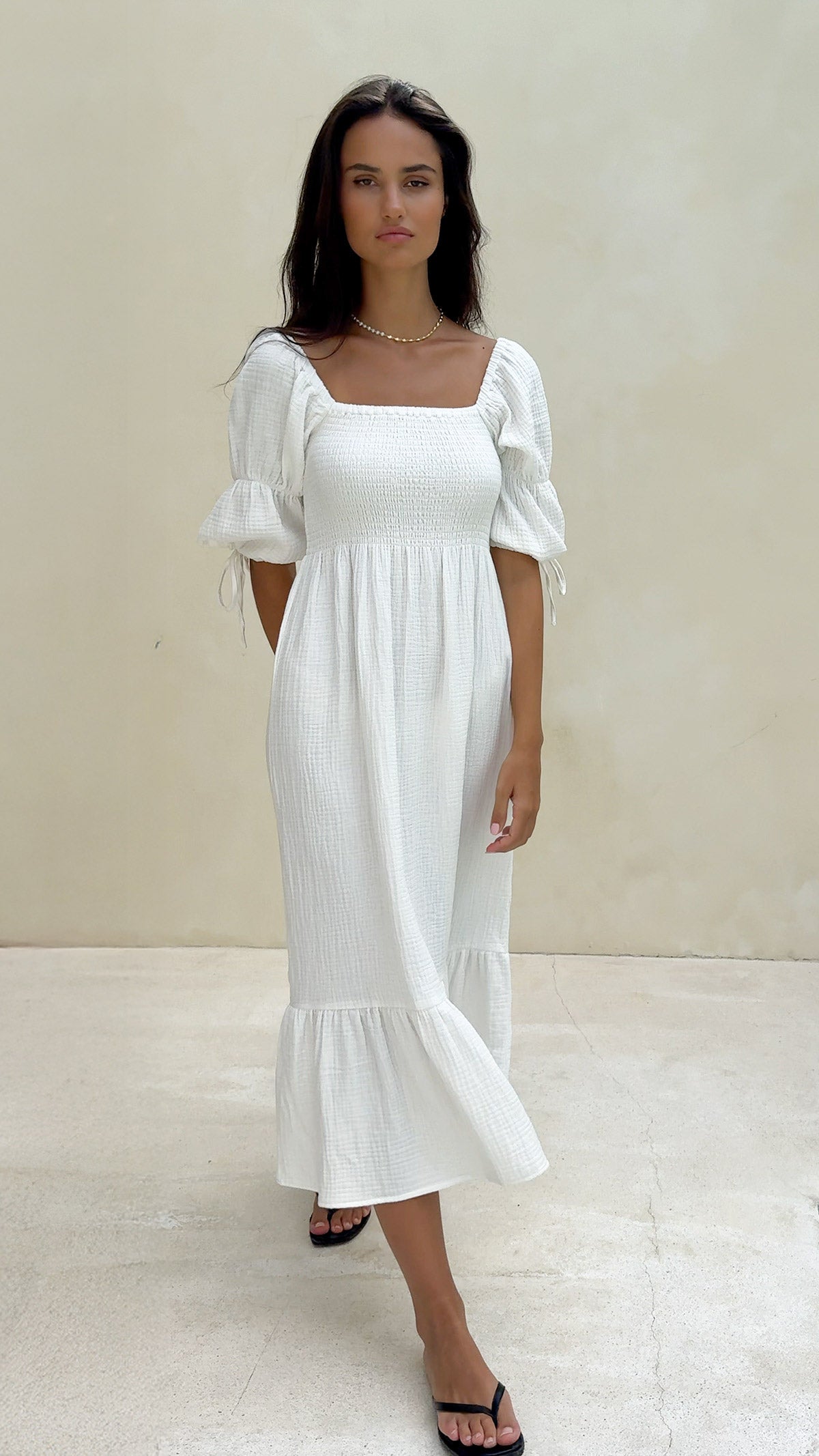 mathilde midi dress Mathilde Dress In White – NOMINO